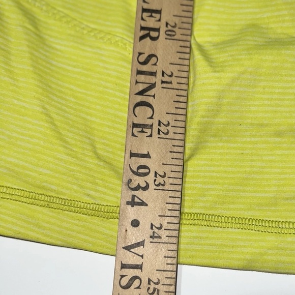 Lululemon Women’s Yellow Workout Tank With Cutouts Size 4 - Picture 5 of 5